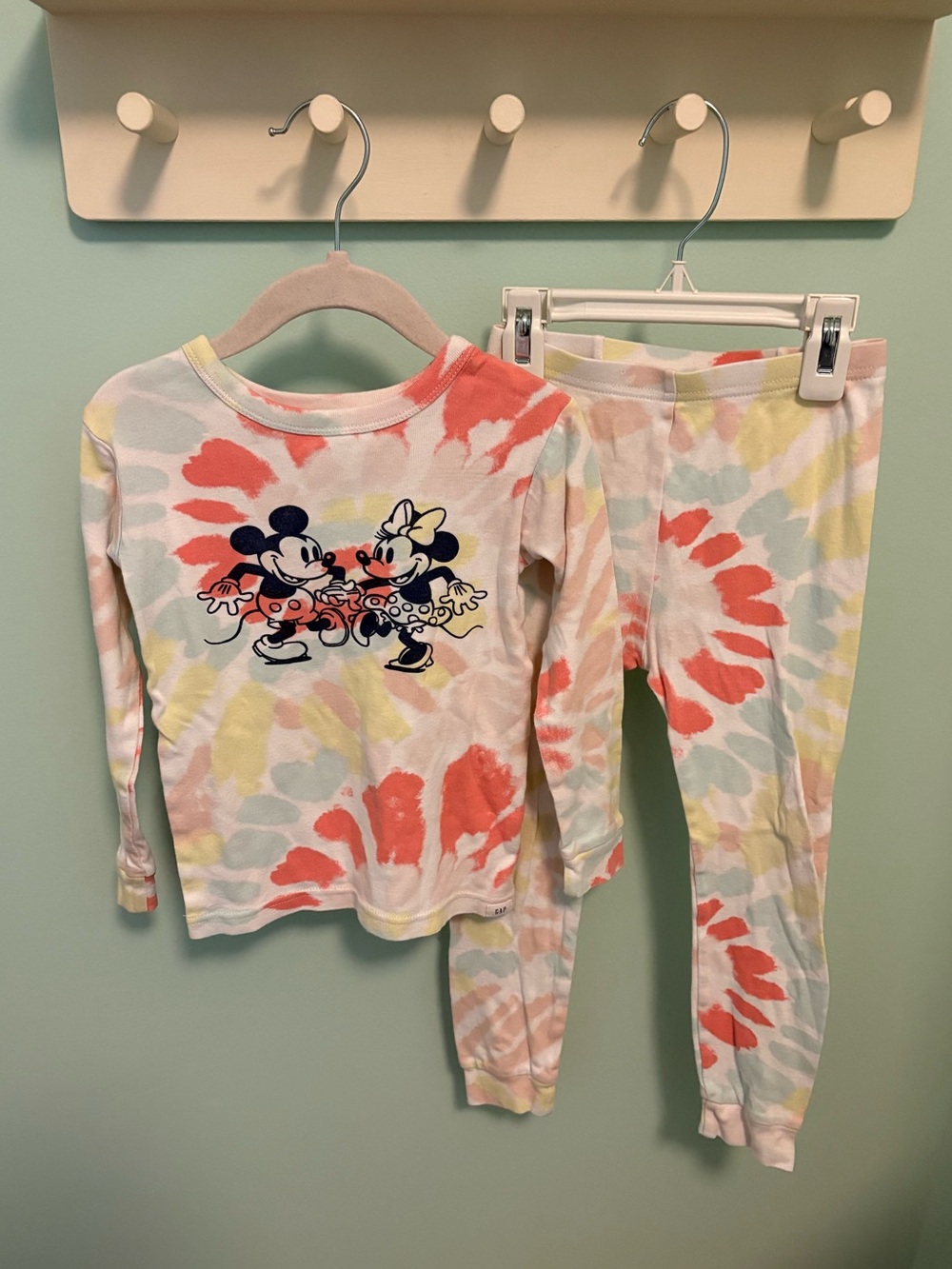 Gap Tie-Dye Minnie Mouse Pajama Set